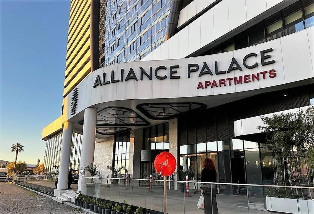 Alliance Palace Batoemi Buitenkant foto